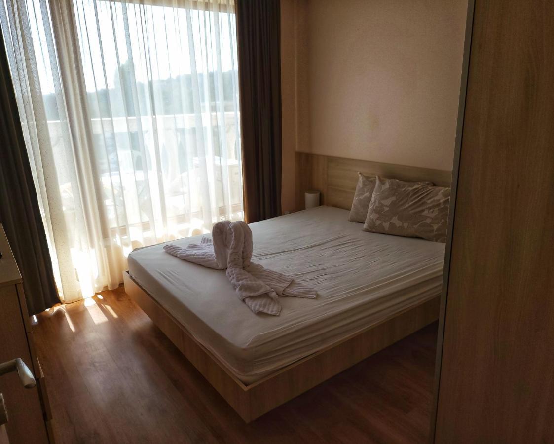Elegantz Apartments Lamer Варна Экстерьер фото